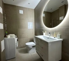 Двухместные апартаменты c 1 комнатой (двуспальная кровать) в Fresh Room на улице Маршала Устинова 3