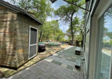 Семейный люкс с балконом в Lake Austin Luxury Guesthouse Cabin & Suite Retreat