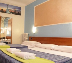 Трёхместный номер Standard в Hotel America