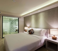 Двухместный номер Deluxe двуспальная кровать в Отель Zenmaya Oceanfront Phuket, Trademark Collection by Wyndham