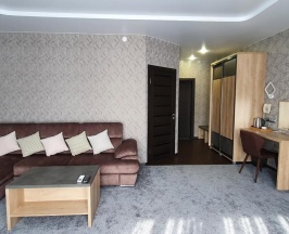 2-комнатный номер люкс (с завтраком) в Аврора