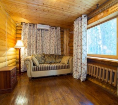 Коттедж VIP(с видом на озеро) в Покровское