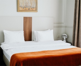 Стандарт с одной большой двуспальной кроватью в Амурский