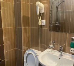 Кровать в 4-местном общем номере в Славянка