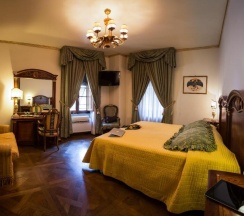 Трёхместный номер Standard в Palazzo Alexander Hotel