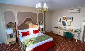 Двухместный номер Бизнес с видом на город двуспальная кровать в Jumbaktas