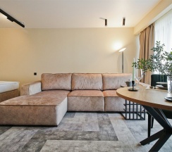 Сити Вип 6 в Ластадие