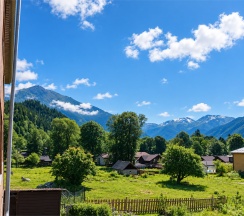 Вместительный семейный номер в Чегет-home