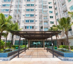 Полулюкс с балконом в W Phuket Residences