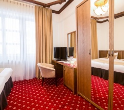 Двухместный номер Superior 2 отдельные кровати в Ozon seven peaks