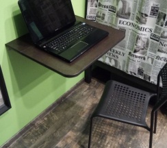 Кровать в общем номере (мужской номер) в Hostel 1703