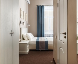 Номер стандарт с 1 двуспальной кроватью в Florinn hotel