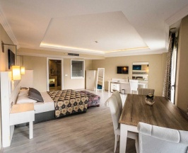 Двухместный полулюкс двуспальная кровать в Green Nature Diamond Hotel