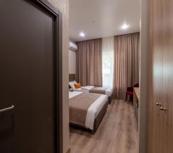 3-местный номер комфорт в Xenia city hotel