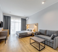 Трехместный номер Deluxe в Anemos hotel resort