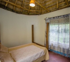 Семейное бунгало с 2 комнатами в Roots Retreat and Camping Resort