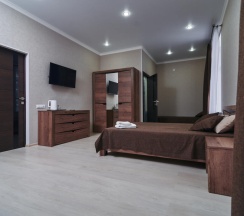 Четырёхместный номер семейный в Парковый