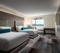 Четырёхместный номер Standard с видом на воду в Aloft Scottsdale