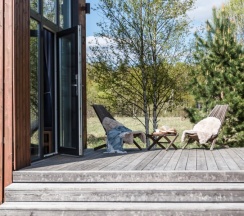 Уютный Tiny House с мансардным окном (Дом2). Заезд в 15.00, выезд до 12.00. в Sheluha house