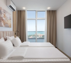 Супериор с видом на море в Azimut