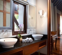 Вилла с видом на сад в Renaissance Koh Samui Resort & Spa