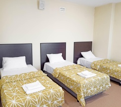 Номер стандарт с 5 односпальными кроватями в Smart Hotel KDO Челябинск
