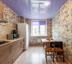 Квартира в Апартаменты на микрорайон Южный, улица Доктора Сотникова, 31
