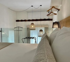 Четырёхместные апартаменты Deluxe с видом на город в Hotel emblemático Hi Suites
