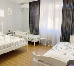 Четырех-местный номер без балкона в Благодать