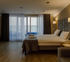 Junior Suite с балконом в Афалина