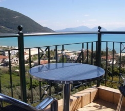 Номер Standard с видом на воду в Katerina Resort