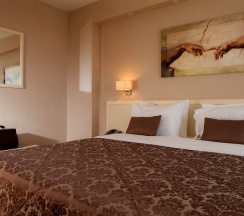 Бета Супериор (широкая кровать) в Абсалют-Тур