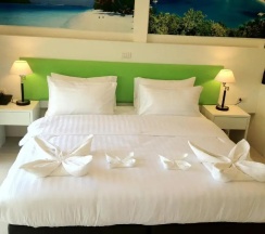 Двухместный номер Deluxe (2 отдельные кровати) в Armoni Patong Beach Hotel