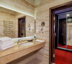 Семейный Делюкс номер (QD) в Премьер Отель