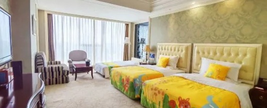 Двухместный семейный номер Standard 2 отдельные кровати в Dezhou Fengguan Holiday Hotel