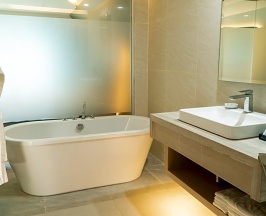 Двухместный номер Deluxe с видом на бассейн 2 отдельные кровати в Amora Beach Resort Phuket