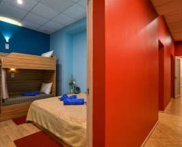 2 номер Семейный без окна в Red apple