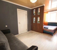 Трёхместные апартаменты c 1 комнатой в Pryanik Apartments