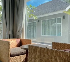 Вилла с 5 комнатами в De Palm Poolvilla