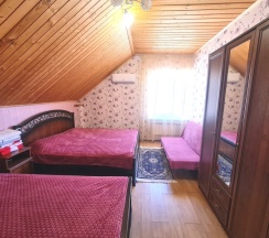 Семейный номер Classic с красивым видом из окна в Green house