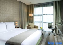 Двухместный номер Premium двуспальная кровать в Holiday Inn Bangkok Sukhumvit, an IHG Hotel