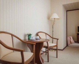 Четырёхместный полулюкс Corporate с красивым видом из окна в Селигер Палас