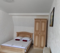 Четырёхместный номер Comfort с красивым видом из окна в Анапа Сити