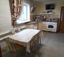 Апартаменты с 3 комнатами в Берег