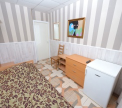 Одноместный номер с общей ванной комнатой в LeoHotels Знаменская
