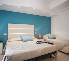Трёхместный номер Superior в Hotel Levante
