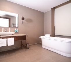 Superior Suite с 2 односпальными кроватями в Новотель Фит Красная Поляна