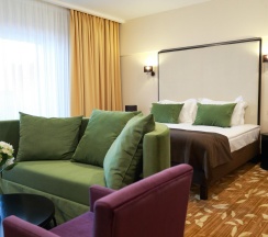 Номер люкс с террасой в Garden Hotel & SPA