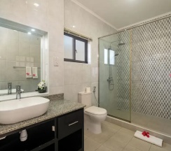 Апартаменты Premium c 1 комнатой с балконом в East Horizon Self-Catering
