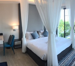 Вилла с 3 комнатами в La Playa Beach Front Pool Villa Cha-am